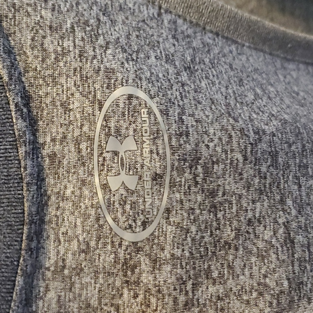 Under Armour Racerback - Picture 5 of 6